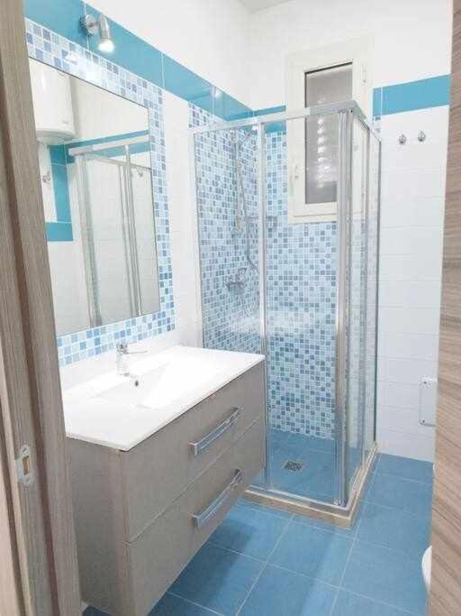 토레 산 지오반니 우겐토 App Girasole 1A 300 Metri Dal Mare In Salento 아파트 외부 사진