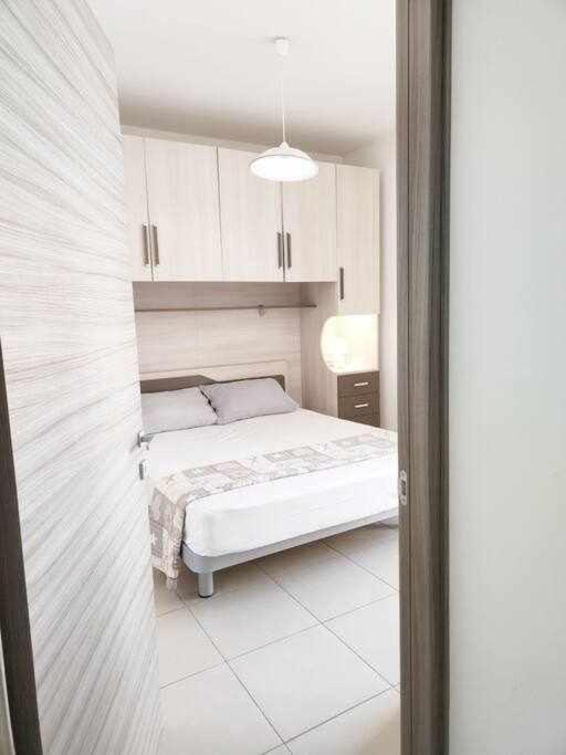 토레 산 지오반니 우겐토 App Girasole 1A 300 Metri Dal Mare In Salento 아파트 외부 사진