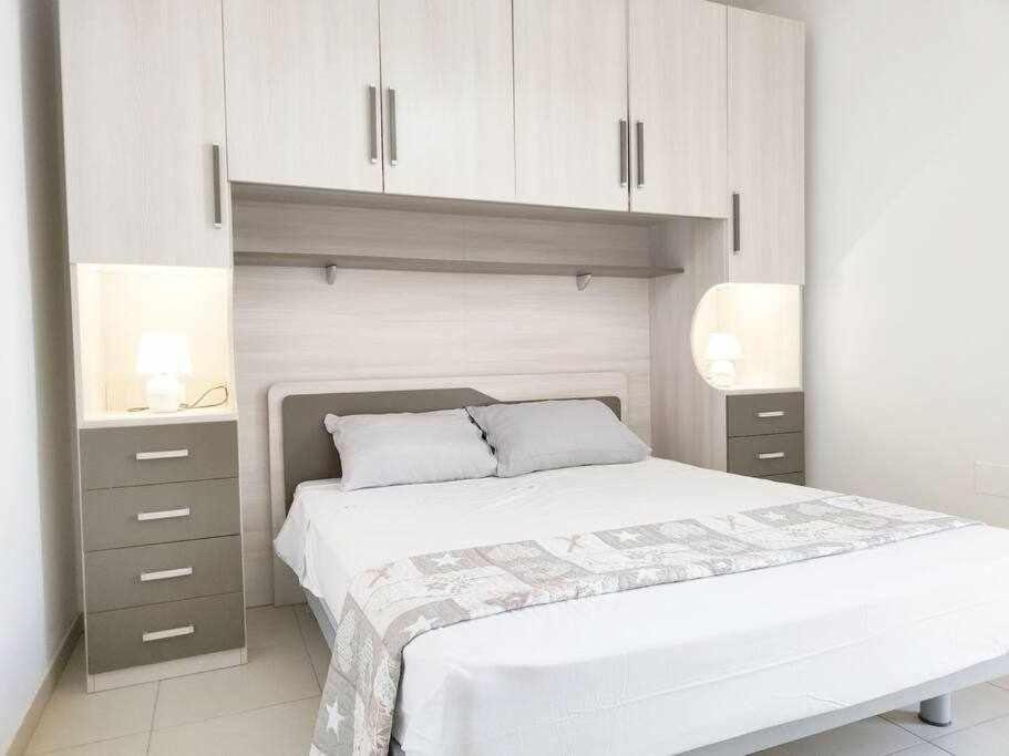 토레 산 지오반니 우겐토 App Girasole 1A 300 Metri Dal Mare In Salento 아파트 외부 사진