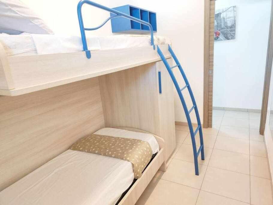 토레 산 지오반니 우겐토 App Girasole 1A 300 Metri Dal Mare In Salento 아파트 외부 사진